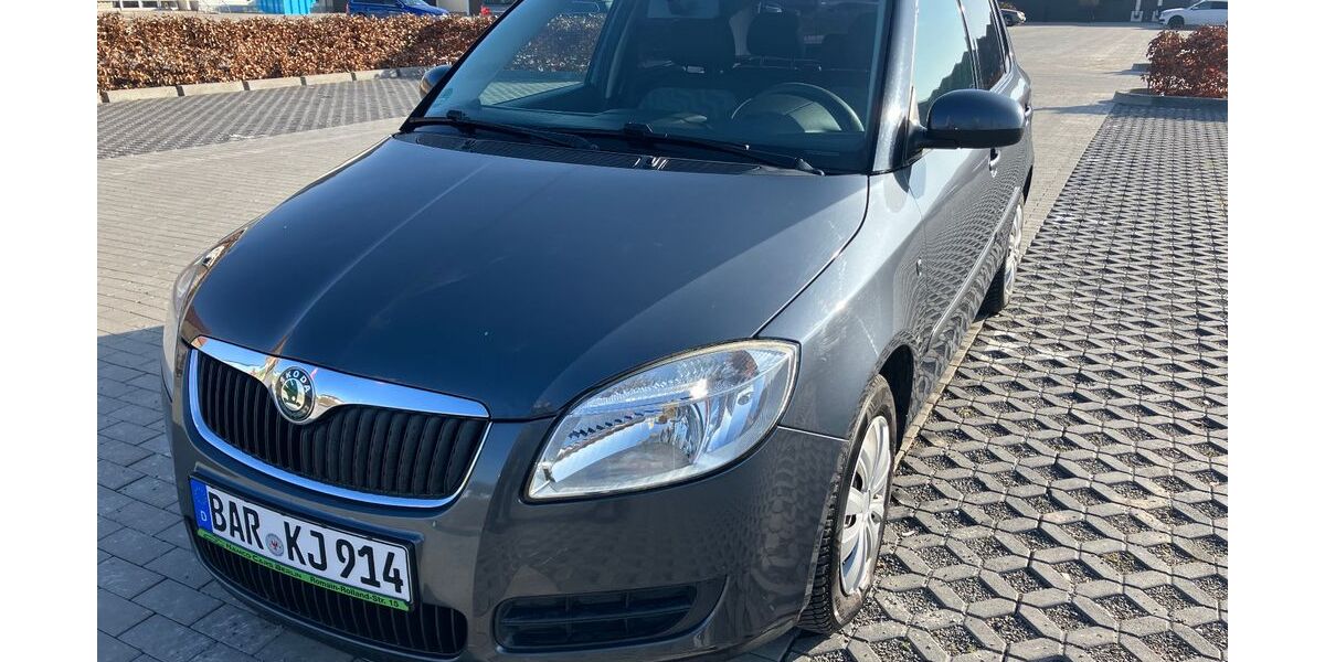 Skoda Fabia 118.500 km 3.950 &euro; Panketal 16341