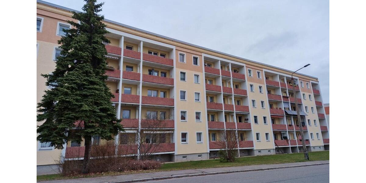 Etagenwohnung Kirchberg - 4 Zimmer, 77 m&sup2;, 430&euro; | Angebot:26193253