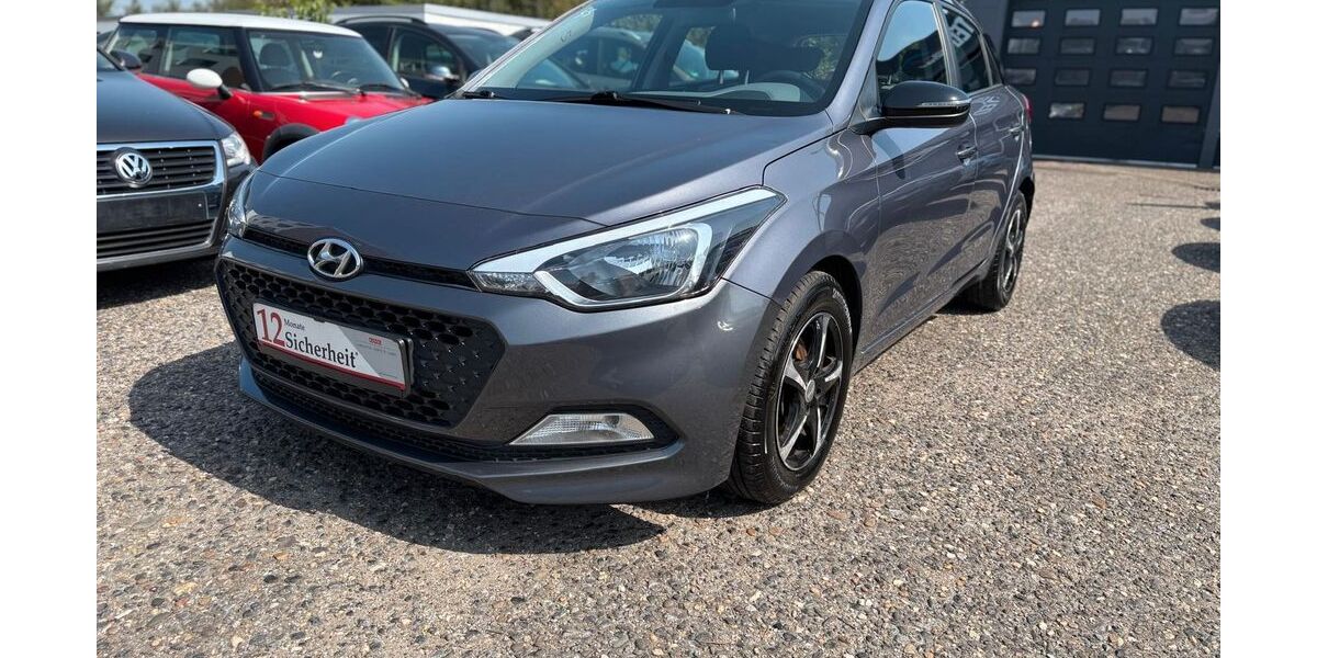 Hyundai i20 197.000 km 5.999 &euro; Kamp-Lintfort 47475