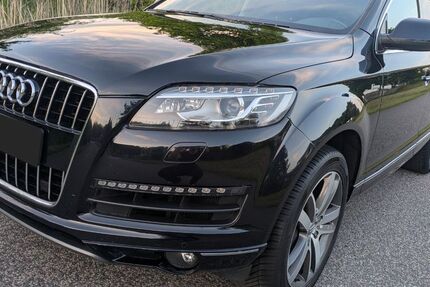 Audi Q7 91.000 km 18.900 &euro; Berlin 12277