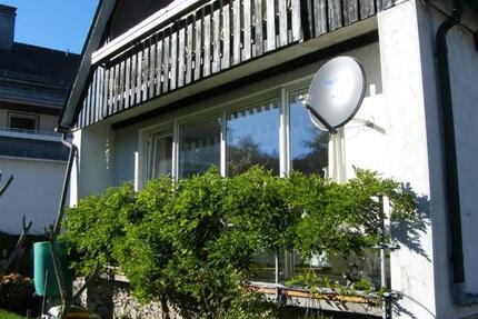 Schöne DG Wohnung 49 m² Balkon Brilon Zentrum Juli 2025
