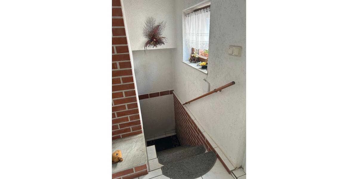 Mehrfamilienhaus, Wohnhaus Teuchern - 7 Zimmer, 249 m&sup2;, 100.000&euro; | Angebot:20715662