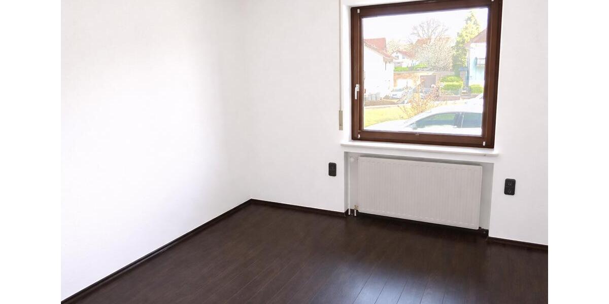 Bungalow Schwalmtal - 4 Zimmer, 135 m&sup2;, 1.200&euro; | Angebot:26221053