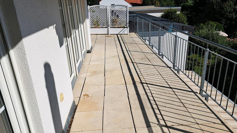 Dachgeschoßwohnung Nördlingen - 3 Zimmer, 90 m&sup2;, 980&euro; | Angebot:26297646