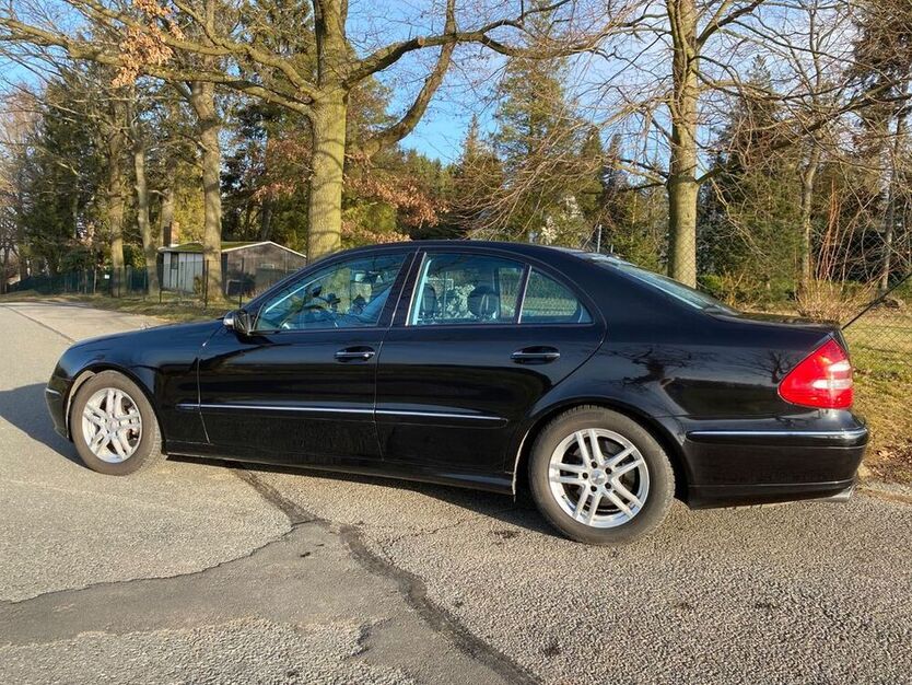 E 280