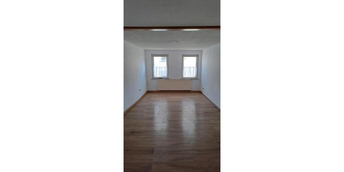 Erdgeschoßwohnung Ayl - 5 Zimmer, 130 m&sup2;, 850&euro; | Angebot:26359617
