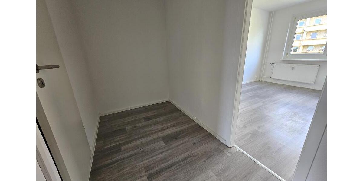Etagenwohnung Aken (Elbe) - 2 Zimmer, 55 m&sup2;, 263&euro; | Angebot:26660650