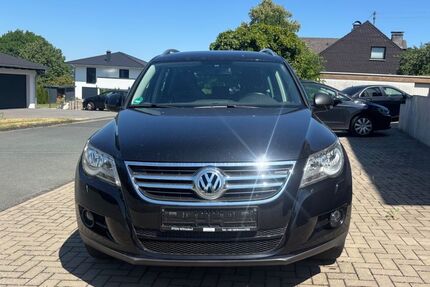 VW Tiguan 233.327 km 5.950 &euro; Burbach 57299