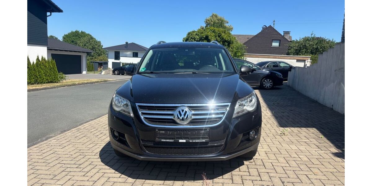 VW Tiguan 233.327 km 5.950 &euro; Burbach 57299