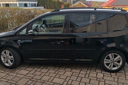 VW Touran 268.000 km 5.900 &euro; Höchberg 97204