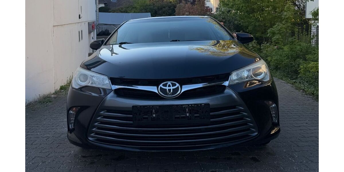 Toyota Camry 153.000 km 12.999 &euro; Mannheim 68239