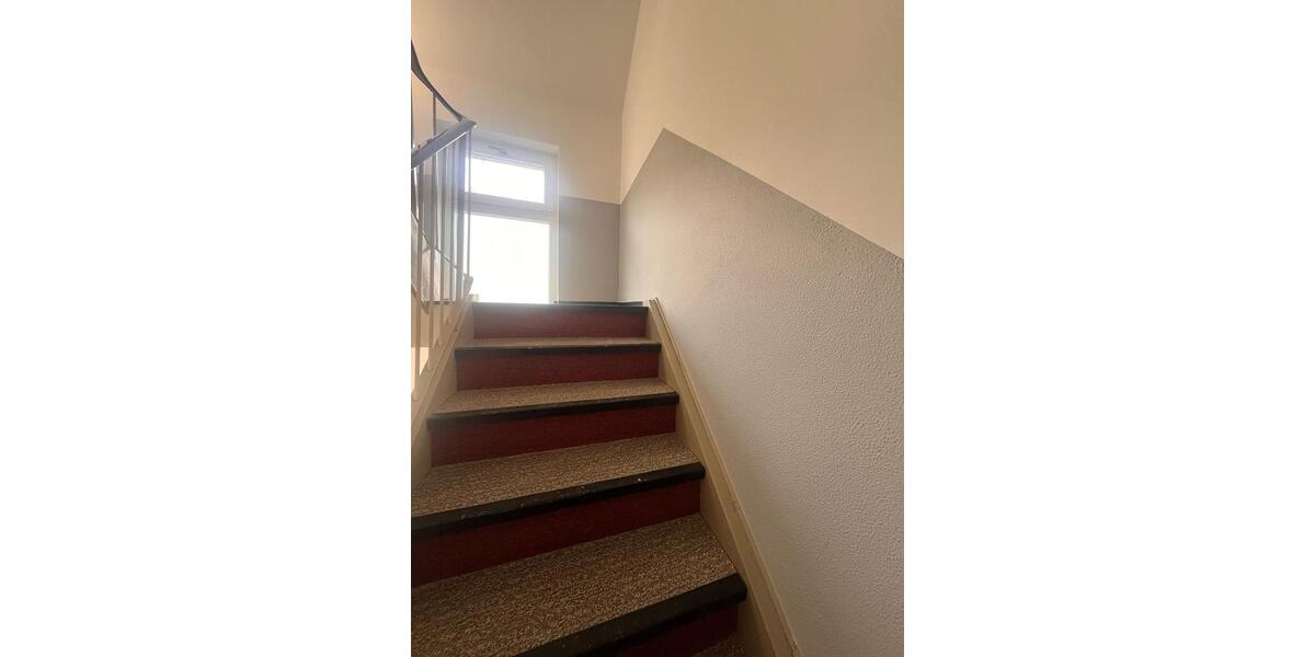 Dachgeschoßwohnung Hemau - 4 Zimmer, 75 m&sup2;, 850&euro; | Angebot:24803916