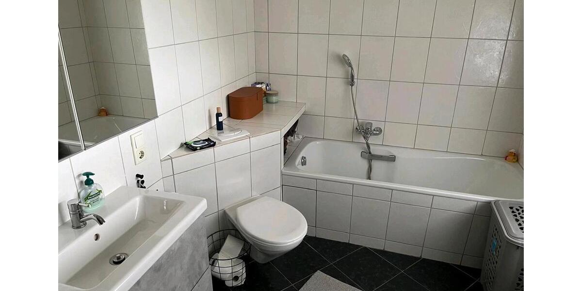 Etagenwohnung Warburg - 3 Zimmer, 100 m&sup2;, 950&euro; | Angebot:26648930