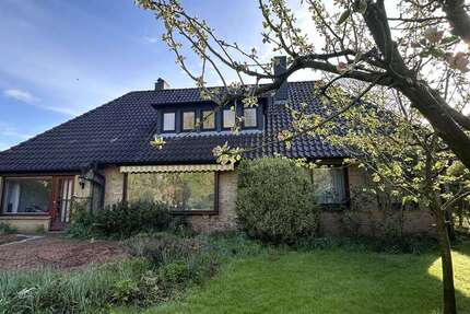 Haus Büdelsdorf - 6 Zimmer, 160 m&sup2;, 325.000&euro; | Angebot:24121664