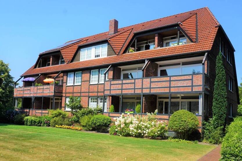 Erdgeschoss ! Wohnen im schönen Auebogen ! 2 ZKB Wohnung mit Loggia