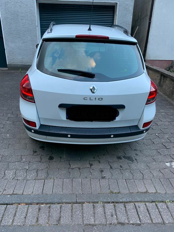 Renault Clio 225.500 km 750 € Neunkirchen-seelscheid 53819