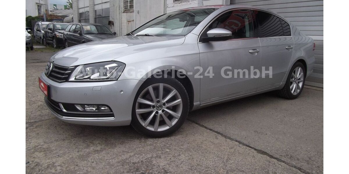VW Passat 88.200 km 11.899 &euro; Berlin 12277