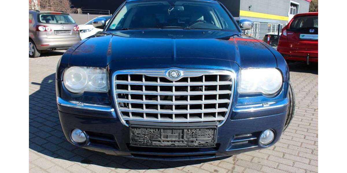 Chrysler 300C 388.000 km 2.200 &euro; Königs Wusterhausen, Zeesen 15711