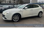 Alfa Romeo Giulietta 1.4 TB Turismo Aut.*BT*SHZ*Leder*Xenon 200.000 km 5.990 &euro; Berlin 13187