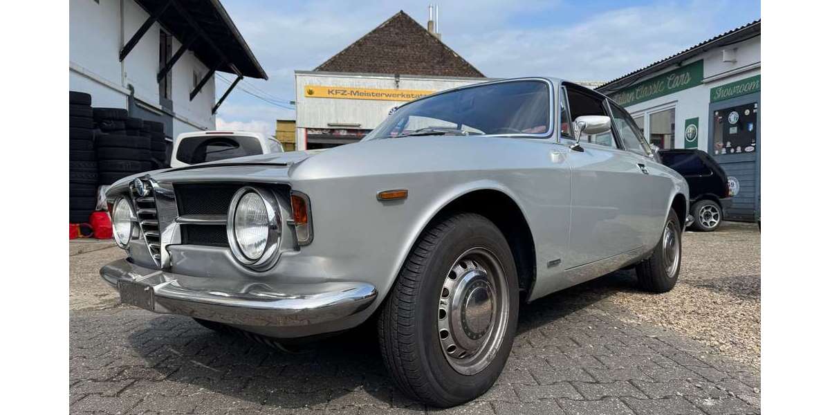Alfa Romeo GT 58.500 km 49.105 &euro; Duisburg 47269