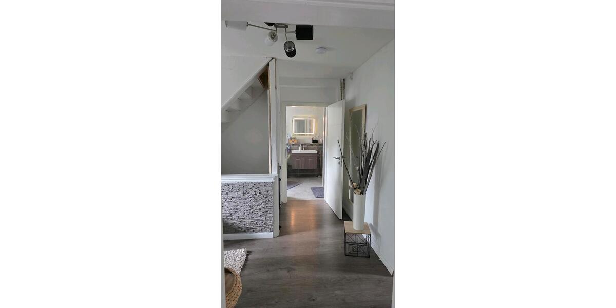 Doppelhaushälfte Northeim - 6 Zimmer, 160 m&sup2;, 240.000&euro; | Angebot:27126836