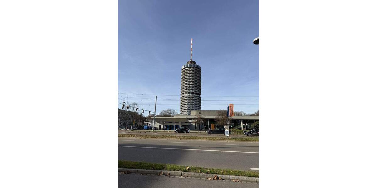KNIPFER`S IMMOBILIENSCHÄTZE - Renovierungsbedürftiges Apartment im Hotelturm zum Kauf 1 zimmer