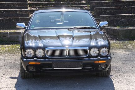 Jaguar Daimler 150.000 km 34.999 € Heppenheim 64646