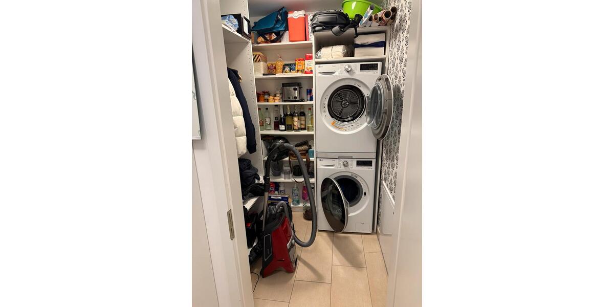 Moderne Erdgeschosswohnung mit eigenem Garten – Oberasbach 2.5 zimmer