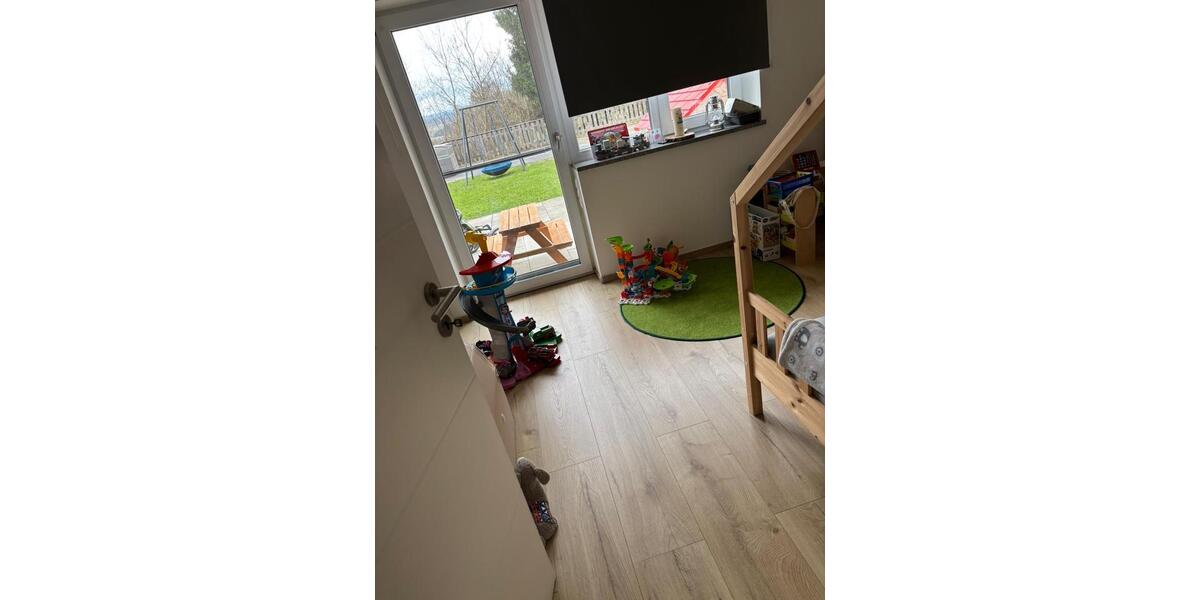 Erdgeschoßwohnung Röhrnbach - 4 Zimmer, 123 m&sup2;, 1.275&euro; | Angebot:26301857