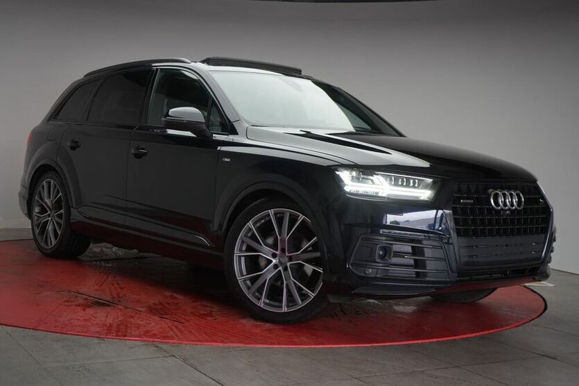 Q7