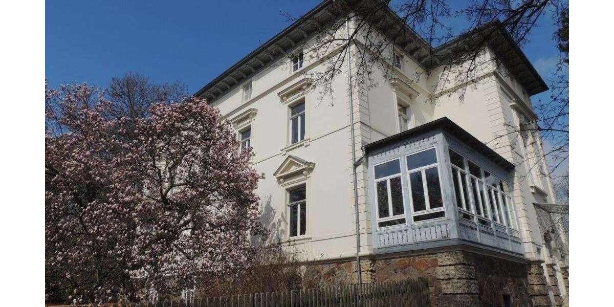 Haus zum Kaufen in Werdau , Sachs 779.000 € 954.1 m² 1 zimmer