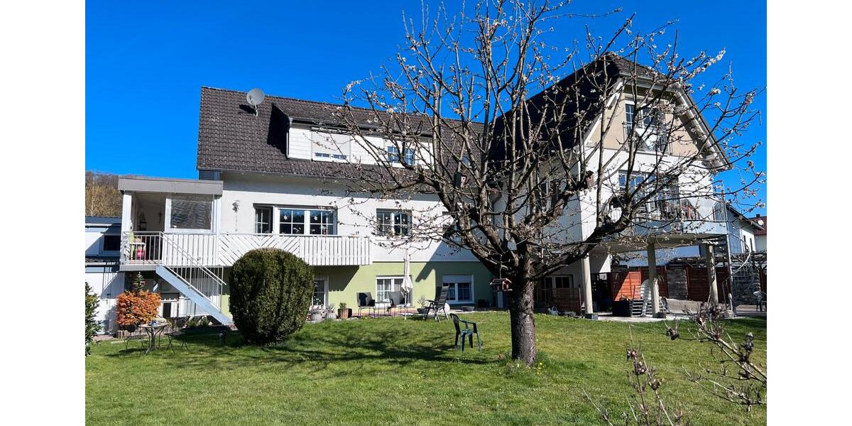 Erdgeschoßwohnung Schlüchtern - 6 Zimmer, 178 m&sup2;, 280.000&euro; | Angebot:27209684