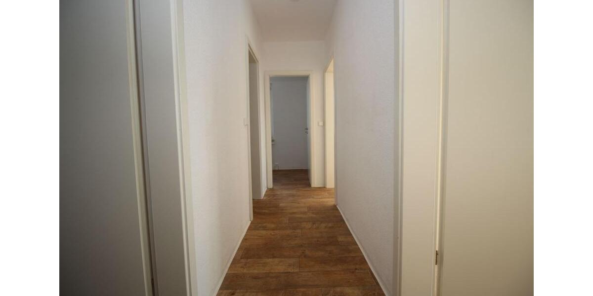 Etagenwohnung Weischlitz - 3 Zimmer, 58 m&sup2;, 365&euro; | Angebot:24377576