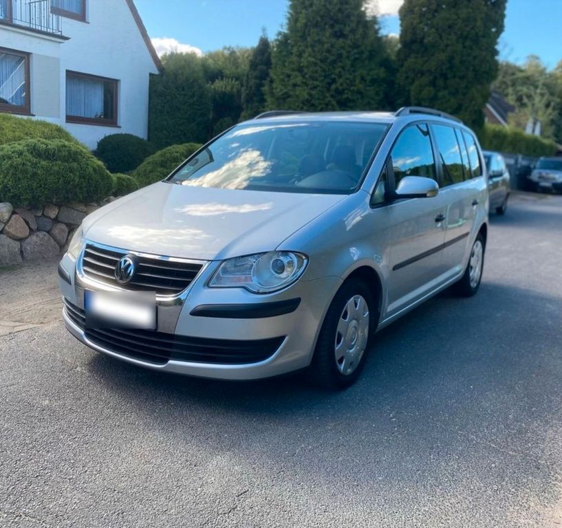 VW Touran 225.000 km 3.250 € Hamburg 22177