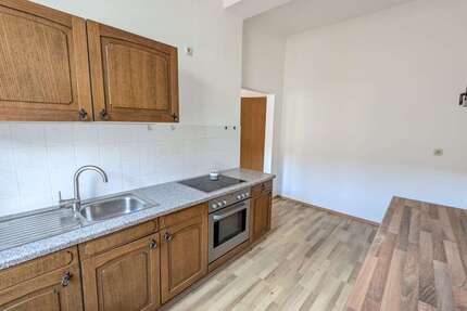 Wohnung zum Mieten in Zeitz 315 € 50 m²