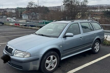 Skoda Octavia 281.200 km 2.000 &euro; Würzburg 97080