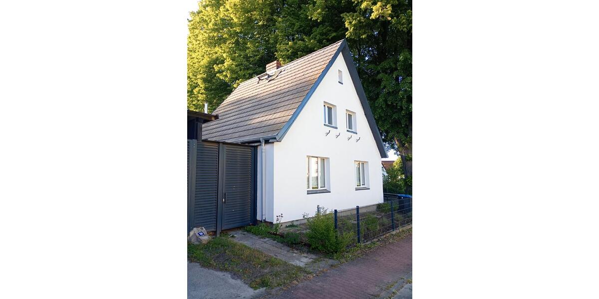 Einfamilienhaus Laage - 6 Zimmer, 180 m&sup2;, 275.000&euro; | Angebot:26745231