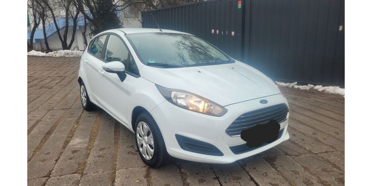 Ford Fiesta 30.962 km 6.100 &euro; Regensburg 93057