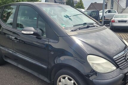 Mercedes-Benz A 160 153.399 km 2.290 &euro; Vettelschoss 53560