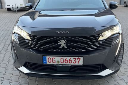 Peugeot 3008 142.989 km 17.400 &euro; Offenburg 77654
