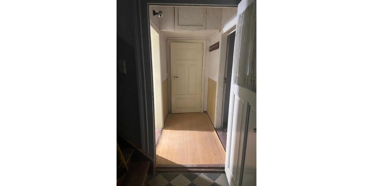 Reihenhaus Stendal - 8 Zimmer, 214 m&sup2;, 145.000&euro; | Angebot:26422252