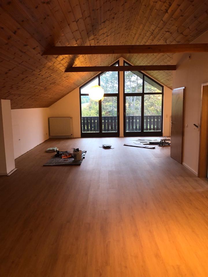 78qm Dachgeschosswohnung 1 zimmer