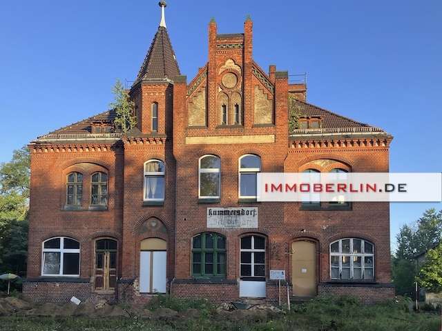 Einfamilienhaus Am Mellensee - 11 Zimmer, 326 m&sup2;, 210.000&euro; | Angebot:25562755