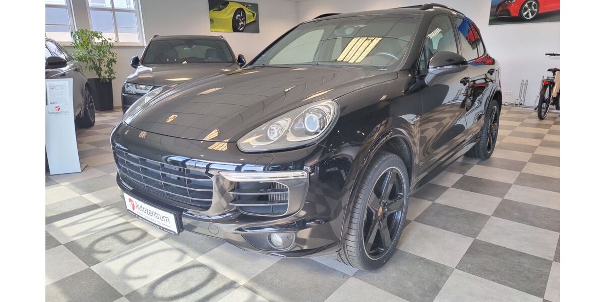 Porsche Cayenne 164.000 km 31.950 &euro; Künzell 36093