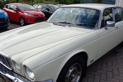Jaguar XJ6 55.000 km 5.990 &euro; Hehlen 37619
