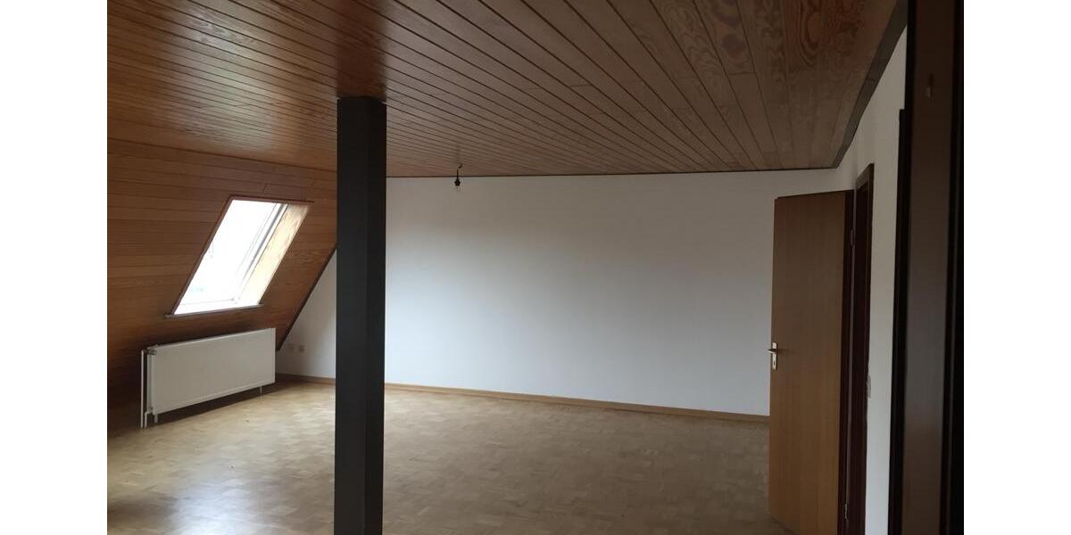 Dachgeschoßwohnung Salzgitter Ortschaft Südost - 3 Zimmer, 63 m&sup2;, 105.000&euro; | Angebot:26927155