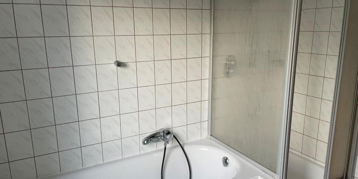 Single-Traum-Wohnung als Anlage mit Potential - Küche und Bad mit Fenster, Balkon sowie Stellplatz! - Etagenwohnung Chemnitz Hilbersdorf | Angebot:26781609
