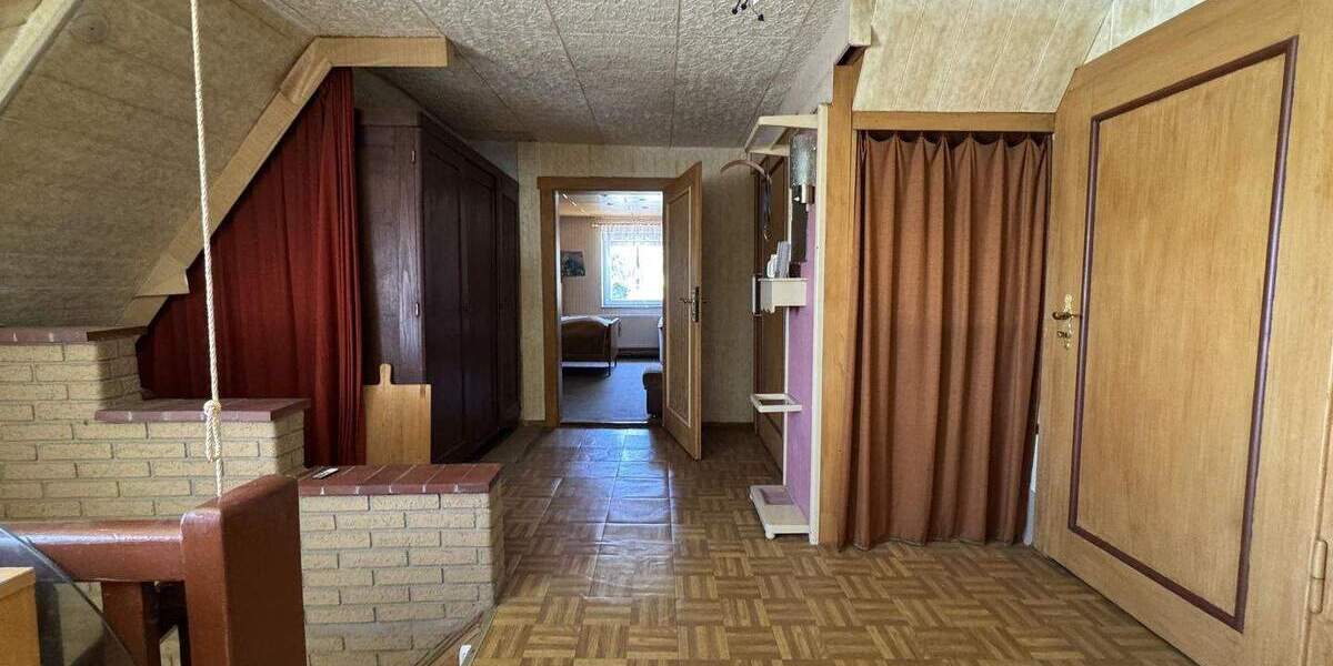 Einfamilienhaus Sohland - 7 Zimmer, 150 m&sup2;, 99.000&euro; | Angebot:25675582
