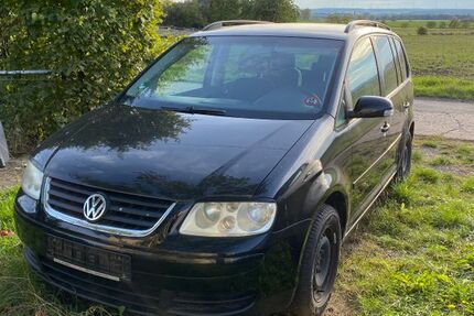 VW Touran 233.000 km 999 &euro; Hofheim 97461