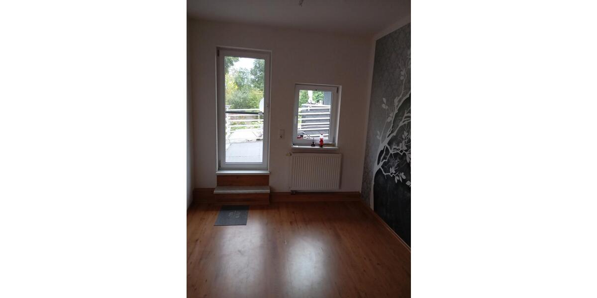 Dachgeschoßwohnung Alsleben (Saale) - 2 Zimmer, 45 m&sup2;, 270&euro; | Angebot:26305314